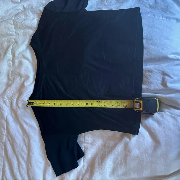 Two cropped tshirts off of Amazon! - Picture 4 of 6